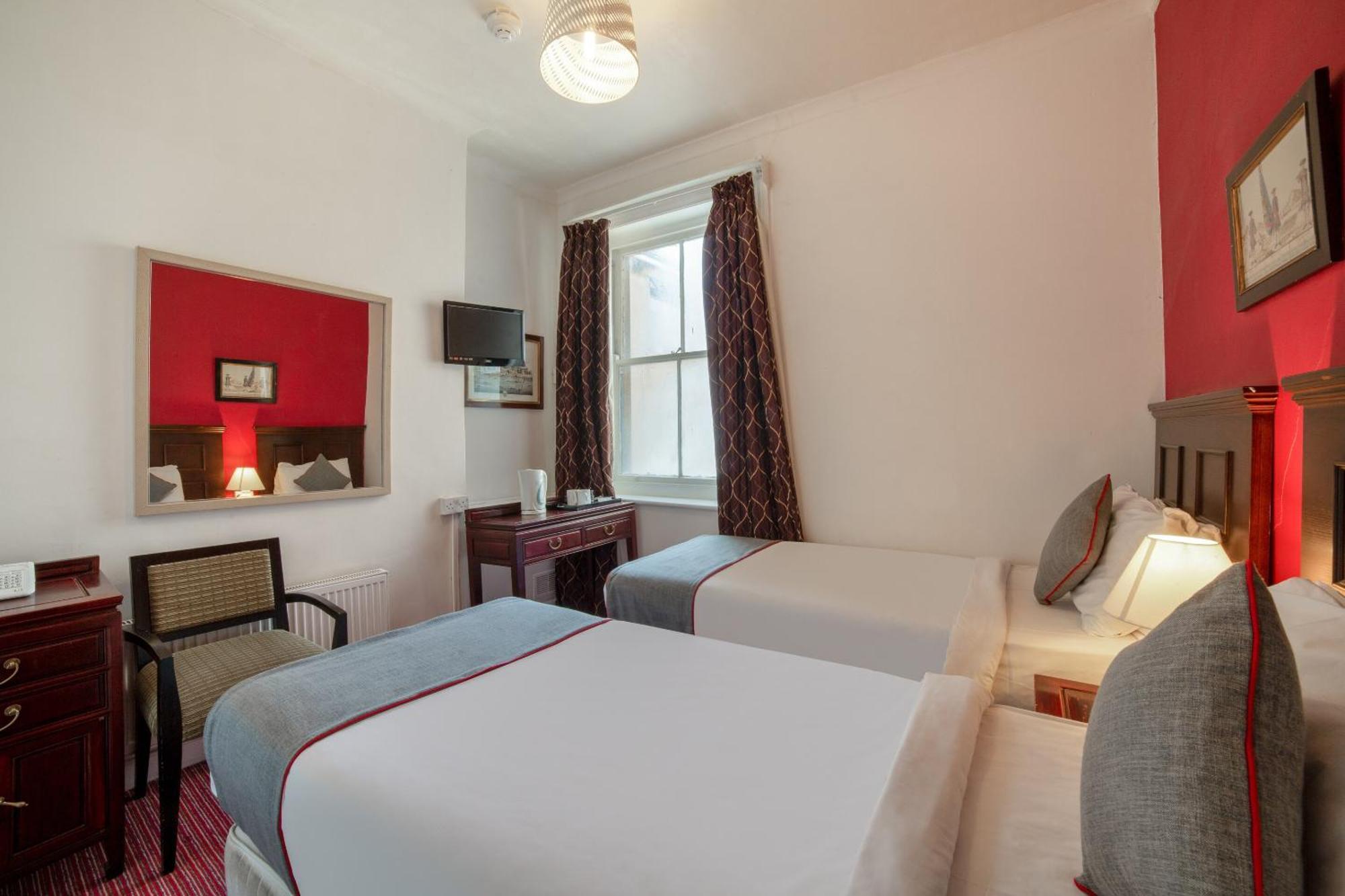 איסטבורן The Strand Hotel מראה חיצוני תמונה
