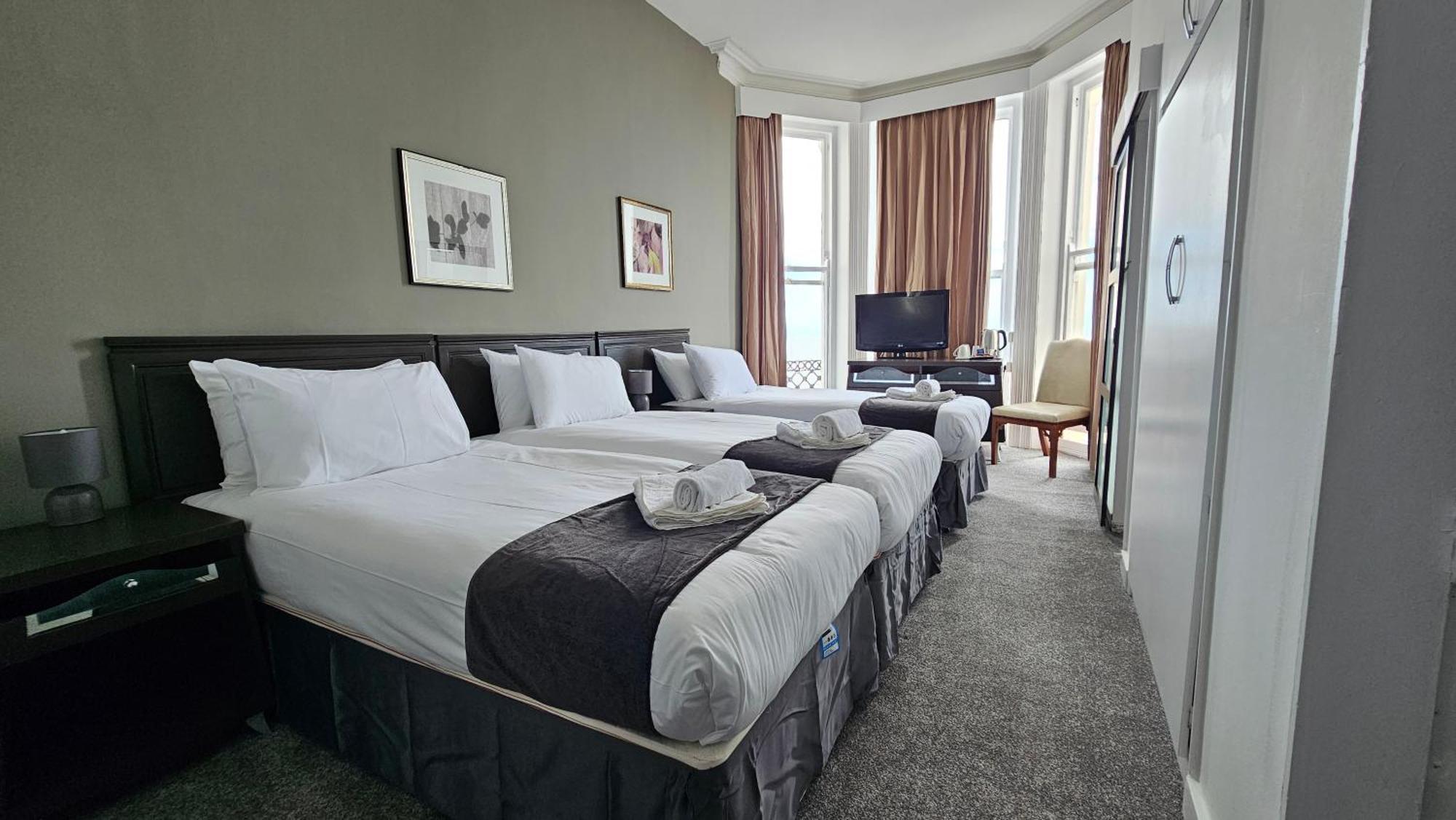 איסטבורן The Strand Hotel מראה חיצוני תמונה