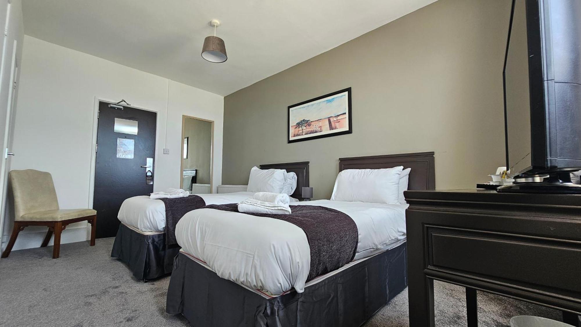 איסטבורן The Strand Hotel מראה חיצוני תמונה