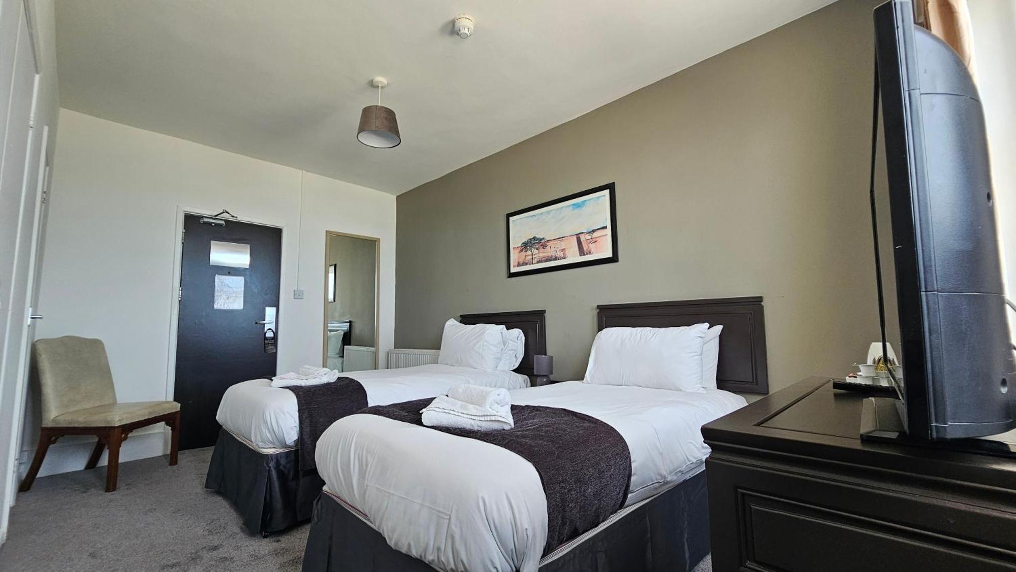 איסטבורן The Strand Hotel מראה חיצוני תמונה