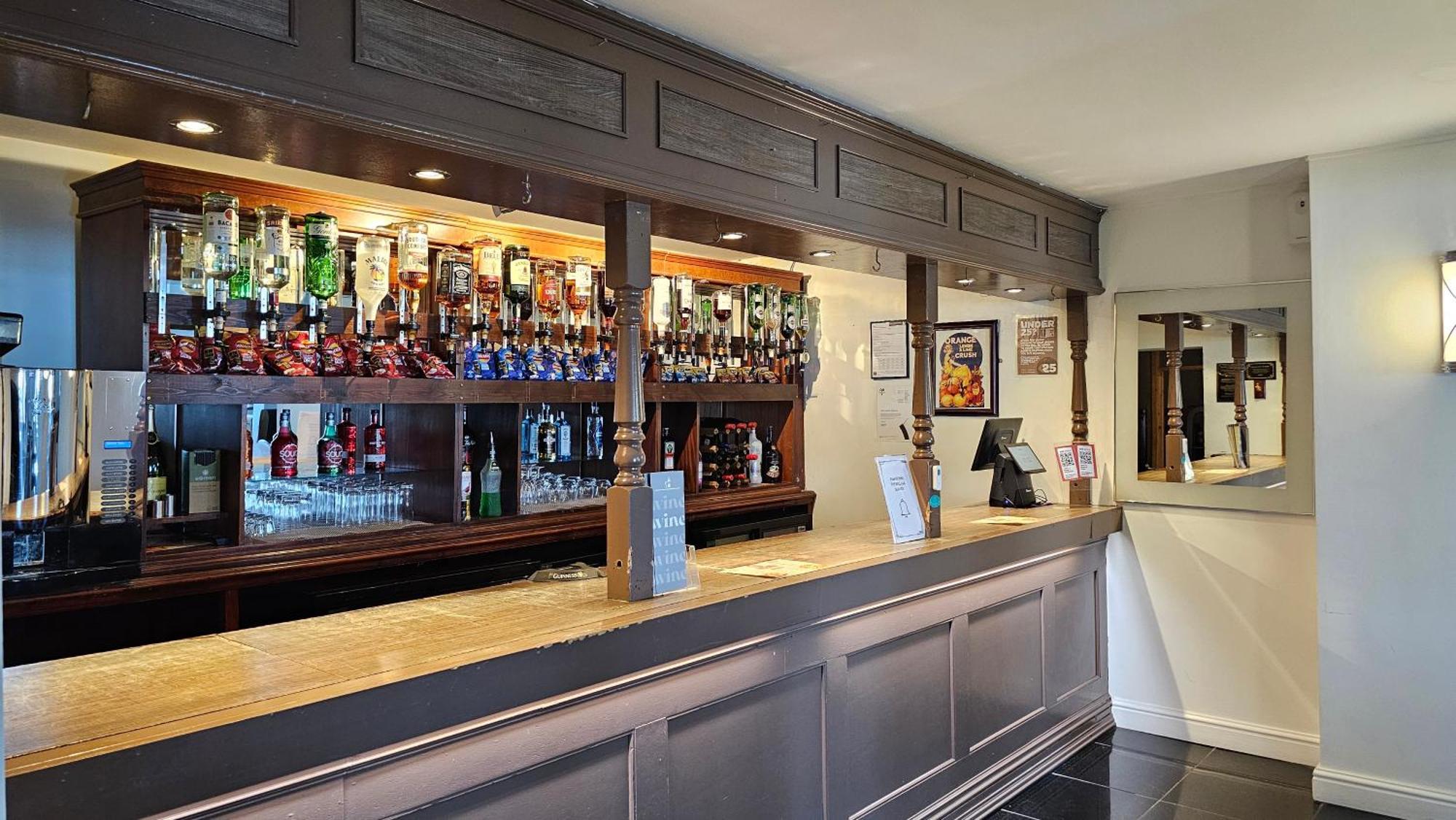 איסטבורן The Strand Hotel מראה חיצוני תמונה